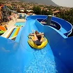 The Grand Uecel Hotel