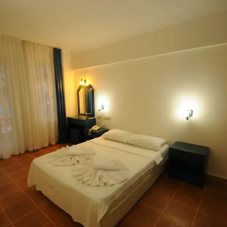 The Grand Uecel 3* Cedit