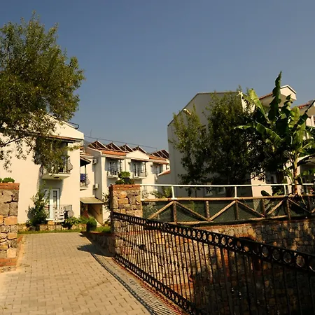 The Grand Uecel Hotel Cedit