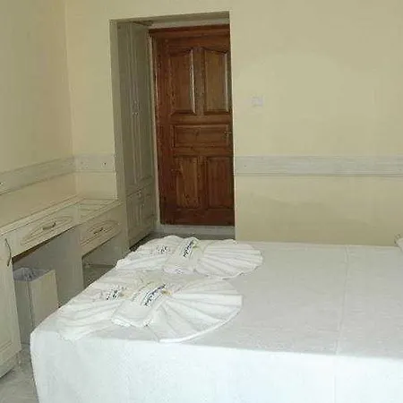 The Grand Uecel Hotel Cedit