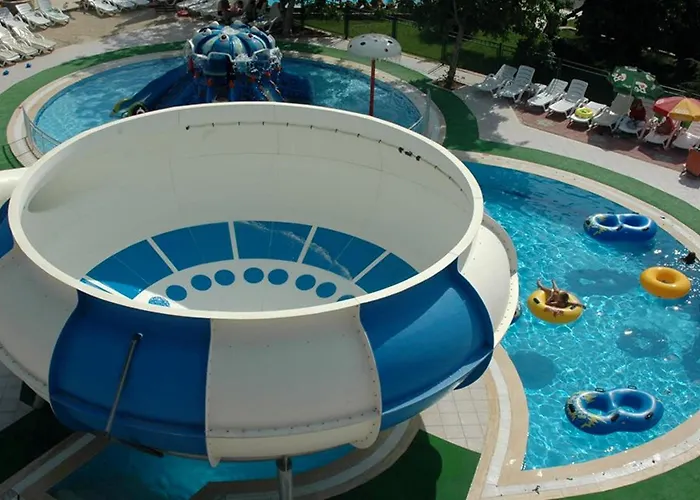 The Grand Uecel 3* Cedit