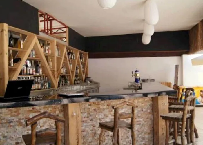 Ξενοδοχείο The Grand Uecel 3*