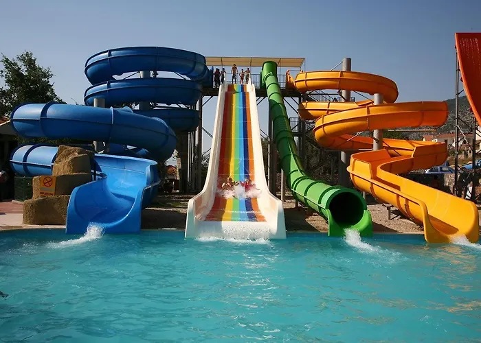 Ξενοδοχείο The Grand Uecel