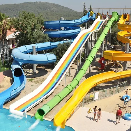 Hotel The Grand Uecel 3*