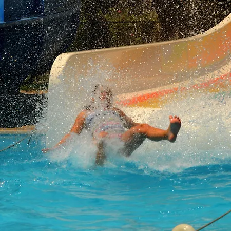 Hotel The Grand Uecel 3*