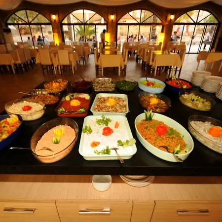 The Grand Uecel 3*