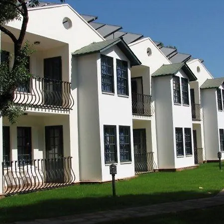 Hotel The Grand Uecel