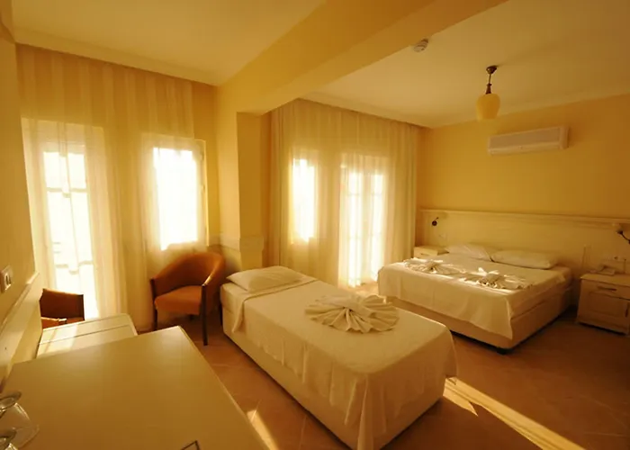 The Grand Uecel Hotel Cedit