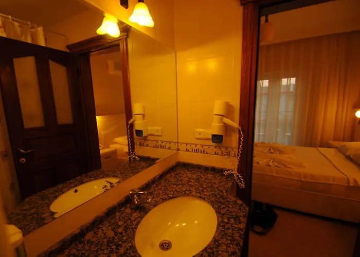 Hotel The Grand Uecel 3*